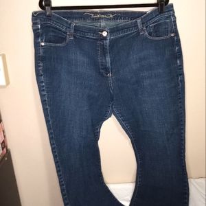 Old Navy "The Sweetheart" Bootcut Jeans with Stretch